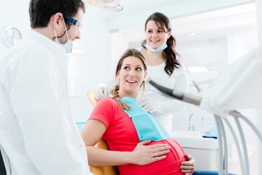 pregnant woman at dentist